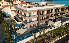 Hotel Crystal
